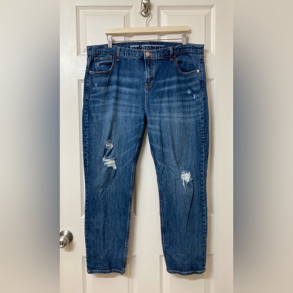 Old Navy Pants - • FINAL DISCOUNT • Old Navy Boyfriend Straight Jeans 18